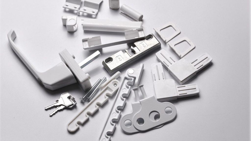قیمت یراق آلات درب و پنجره upvc